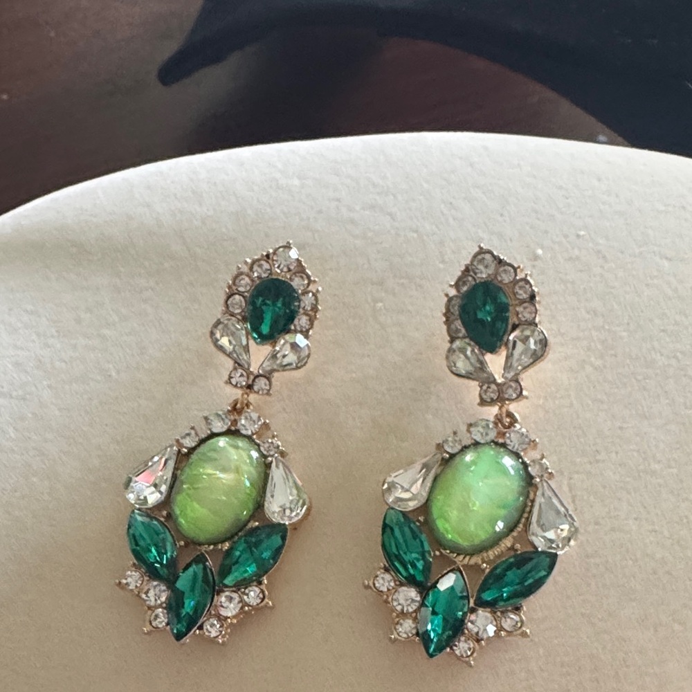Elegant Green and Gold Drop Earrings